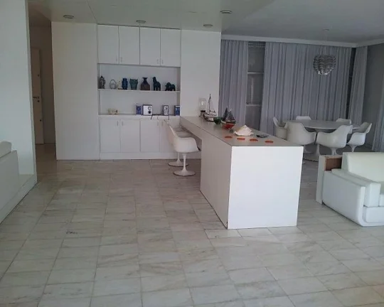 Imagem Apartamento à venda no Guarujá na Praia de Pitangueiras