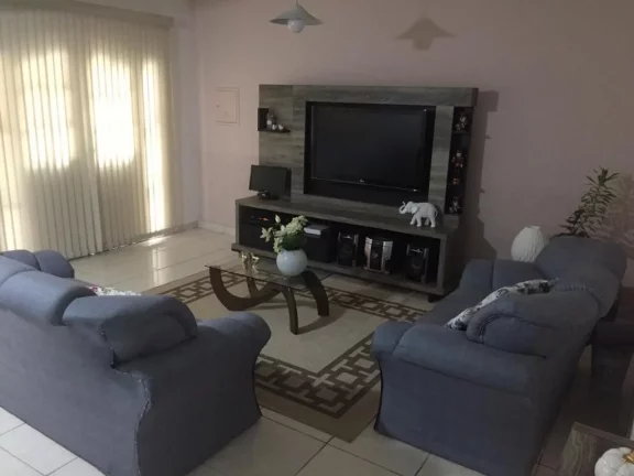 Imagem Sobrado com 3 dormitórios à venda, 211 m² por R$ 720.000,00 - Centro - Poá/SP