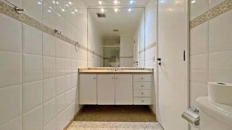 Imagem Apartamento com 3 dormitórios à venda, 109 m por R$ 2.200.000,00 - Riviera