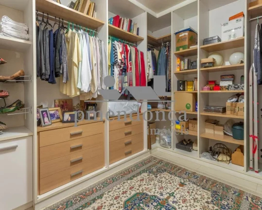 Imagem Excelente apartamento no Alto da Lapa com 247m².