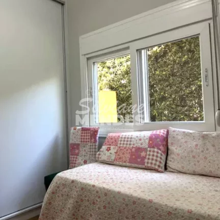 Imagem Excelente casa 280 m² com piscina no condomínio Vivendas do Lago