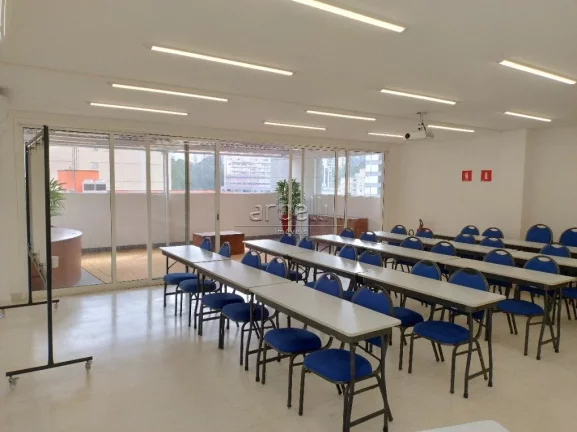 Imagem Edifício comercial na Vila Andrade com 3 pavimentos + subsolo, nas proximidades da Av. Giovanni Gro...