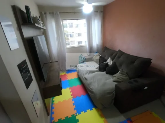 Imagem Apartamento à venda no Camorim, Rio de Janeiro-RJ: 2 quartos, 1 sala, 1 banheiro, 1 vaga, 52m². Confira!