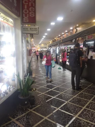 Imagem Prédio comercial à venda em República, São Paulo-SP - 272 salas, 14.907,00 m² de área - Oportunidade de investimento!