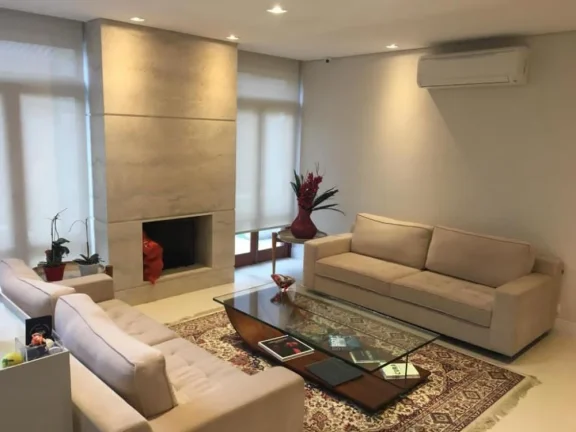 Imagem Casa em Aldeia da Serra - 524m²