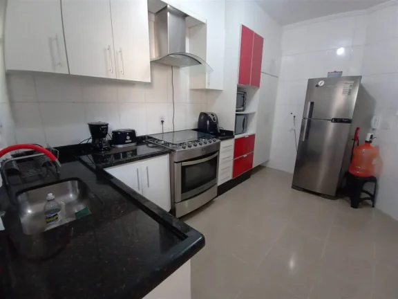 Imagem Sobrado Triplex na Vila Tupi em Praia Grande SP