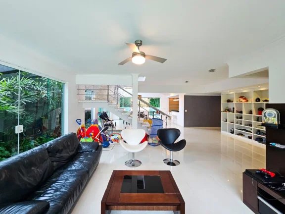 Imagem Impecável Residência de Luxo na Riviera de São Lourenço Módulo 30: 5 Quartos, 5 Suítes, 3 Salas, 6 Vagas, 480m² - Bertioga-SP!