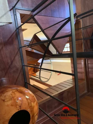 Imagem Casa para Locação Anual na Região do Alto do Capivari em Campos do Jordão.