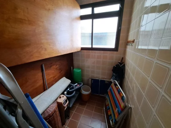 Imagem APARTAMENTO AMPLO, MOBILIADO COM 2 DORMITÓRIOS MAIS O 3º DORMITORIO OPCIONAL