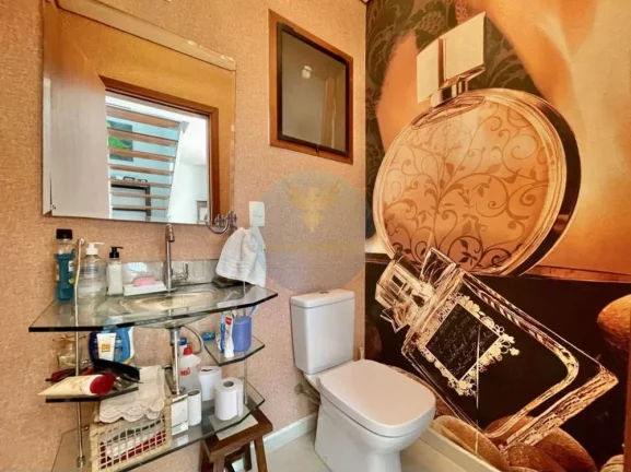 Imagem Casa em Condomínio a Venda no bairro Granja Viana - Carapicuíba, SP