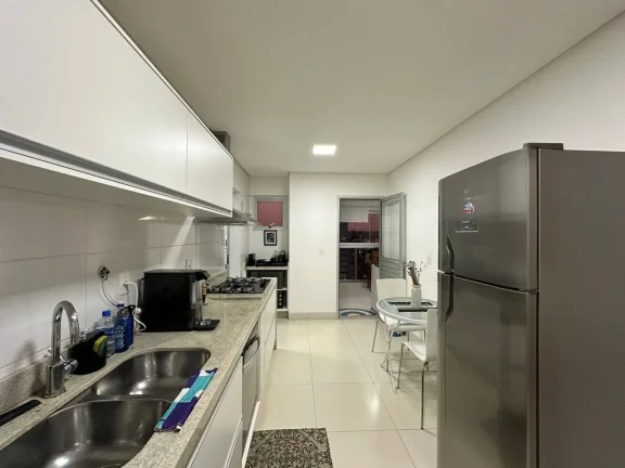 Imagem Lindo Apartamento no Edifício Ravena