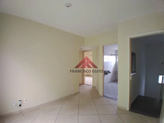Imagem Apartamento com 2 dormitórios para alugar, 40 m² por R$ 1.077,78/mês - Trindade - São Gonçalo/RJ