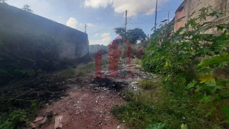 Imagem Terreno à venda em Francisco Morato-SP, Jardim Vassouras II - 250,00 m² de área!