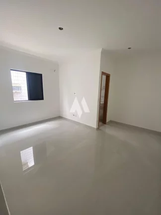 Imagem Casa Sobreposta com 4 Dormitórios e 2 suítes - Embaré / Santos