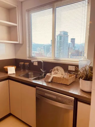 Imagem Apartamento com 3 dormitórios sendo 3 suítes e 1 vaga de garagem em Balneário Camboriú/SC
