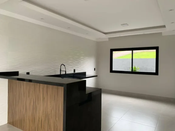 Imagem Linda casa no condomínio Flamboyan
