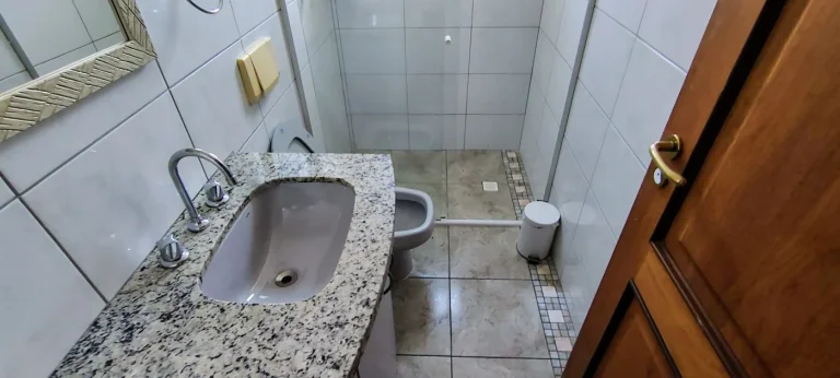 Imagem Apartamento 3 quartos mobiliado no Ahú - Aluguel R$4.500,00.