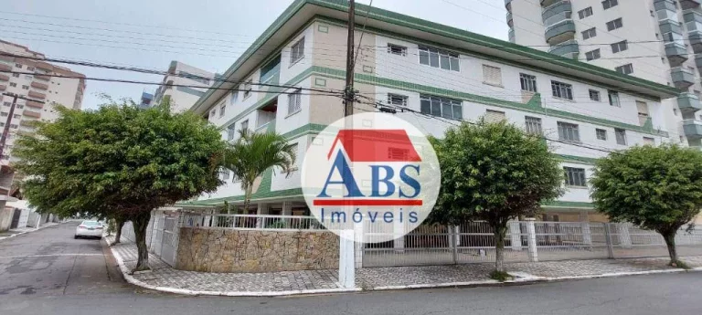 Apartamento com 2 dormitórios à venda 100 metros da praia por R$ 190.000