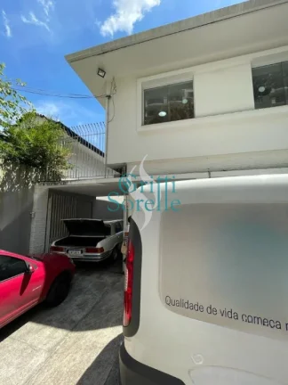 Imagem Casa/Sobrado à Venda em Vila Nova Conceição - São Paulo/SP.