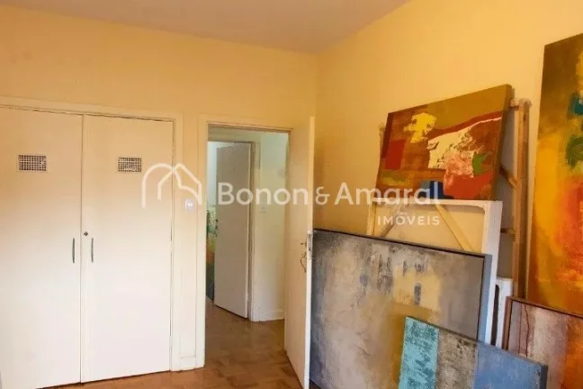 Imagem Apartamento em excelente localizaÃ§Ã£o, com ambientes amplos e acabamentos renovados. O living espaÃ...