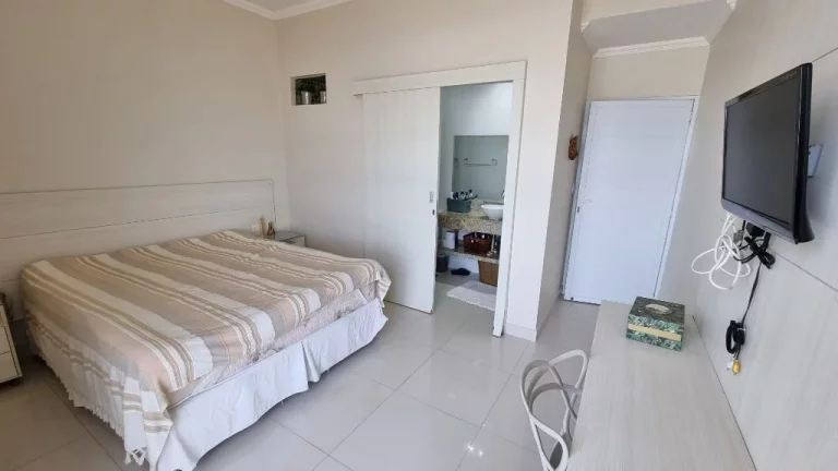 Imagem Apartamento com 3 dormitórios à venda, 188 m² - Pitangueiras - Guarujá/SP