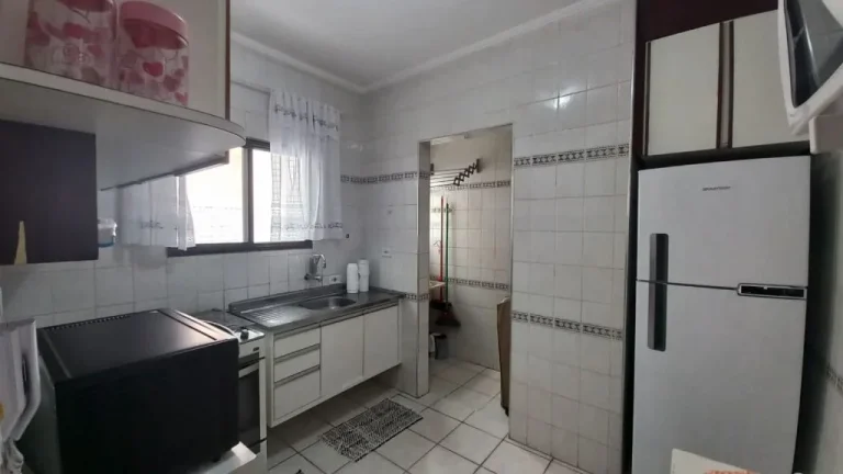 Imagem Apartamento 1 dormitório 1 vaga 350 metros da praia à venda, 50 m² por R$ 295.000 - Vila Guilhermina - Praia Grande/SP