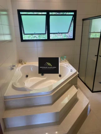 Imagem Casa em Condomínio para Venda em Ubatuba / SP no bairro Toninhas