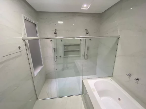 Imagem Casa nova com 3 suítes no Condomínio Acapulco