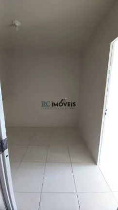Imagem Apartamento a Venda no bairro Vila Três - São Gonçalo, RJ