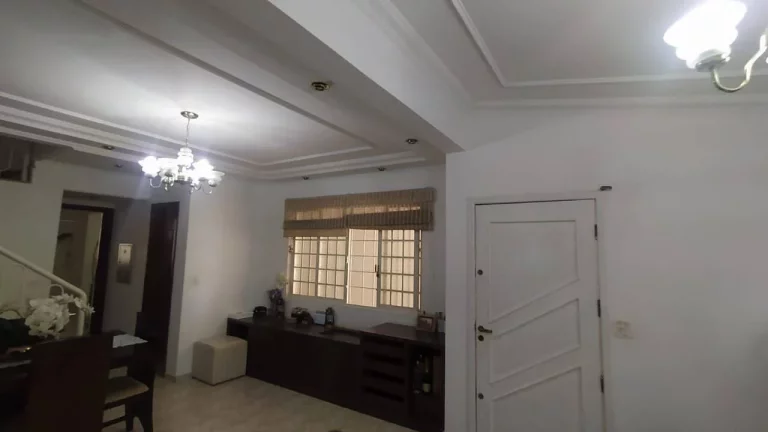 Imagem Casa para Venda em Maringá / PR no bairro Jardim Imperial