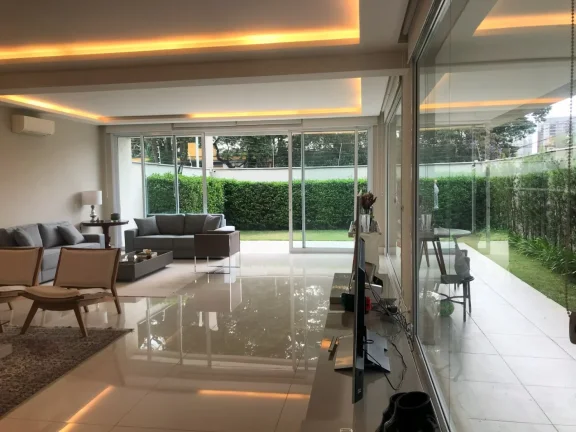 Imagem Casa Alto Padrão, Planalto Paulista - 400M², 3 Dorms, 3 Suítes + 1 Reversível, Armários, Jardim, Split.