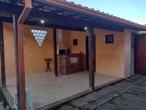 Imagem Vendo esta excelente casa em Nova Friburgo.
