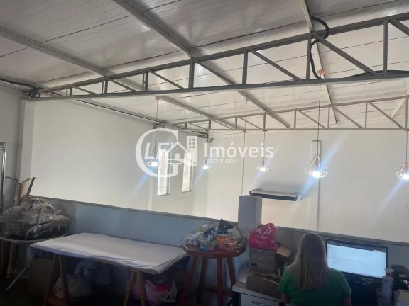 Imagem Salão Comercial na Mata do Jacinto - 210 Mts² - locado