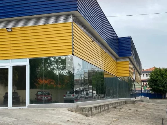 Imagem GALPÃO P/ LOCAÇÃO COMERCIAL, COM 10.850 M², SENDO 5.500M² DE ÁREA CONSTRUÍDA, COM 1.000M² DE MEZANINO. PARTE DO PISO TÉRREO SUPORTA ATÉ 4 TON.