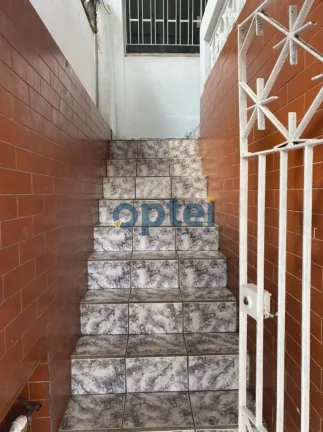 Imagem CASA COM 202 M² COM 03 DORMITÓRIOS SENDO 1 SUITE, 2 SALAS, 2 WC, - SANTO ANDRÉ SP.
