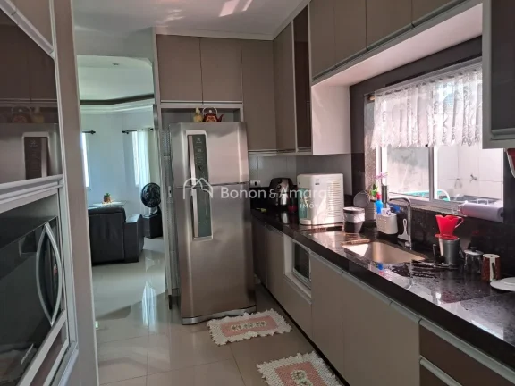Imagem Excelente casa térrea à venda no Condomínio Okinawa com quatro quartos sendo duas suítes incluin...