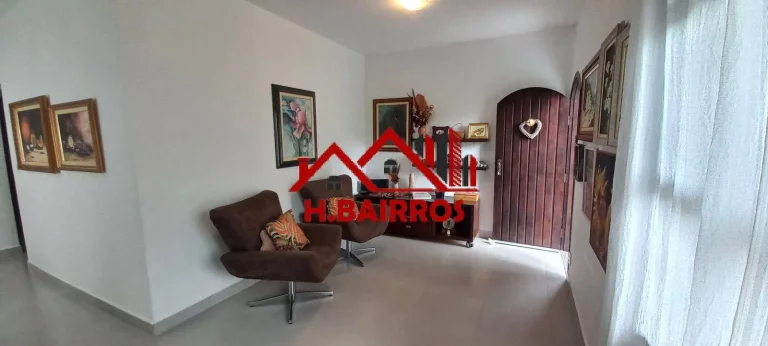 Imagem Sítio à Venda com 37000m² em Caçapava
