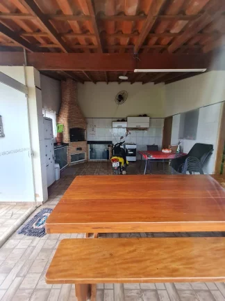 Imagem CHÁCARA LOCALIZADA NO JARDIM CANANEIA - PILAR DO SUL - SP