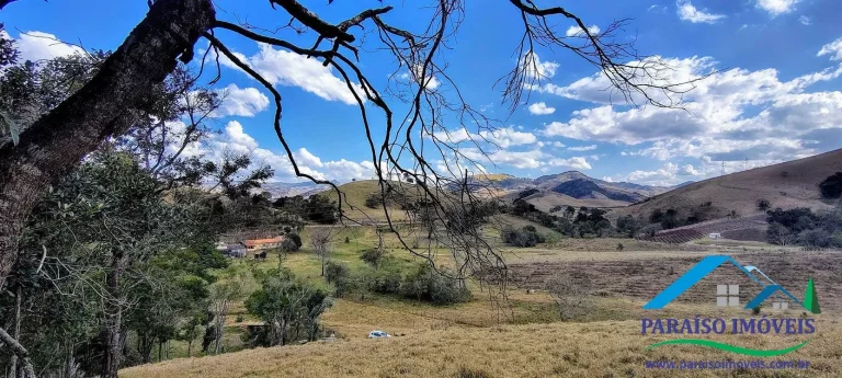 Imagem Oportunida Única! terreno Rural com nascentes no Caminho da Fé!