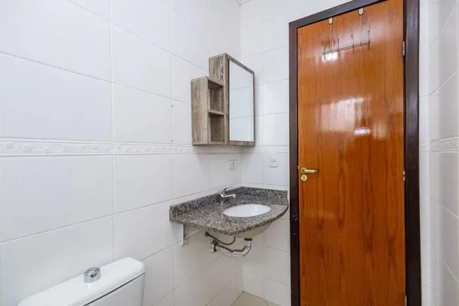 Imagem Sobrado à Venda – Santo Inácio, Curitiba | 3 Quartos e 3 Vagas
