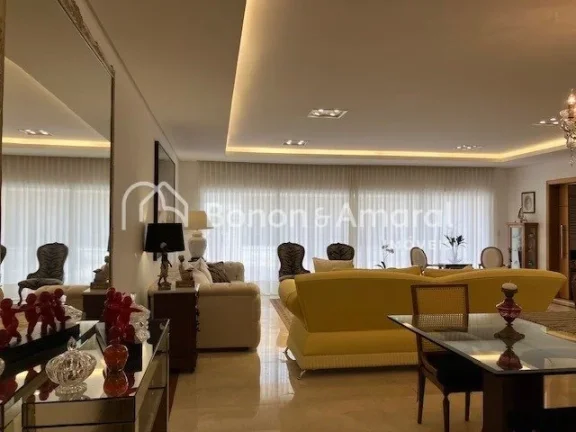 Imagem Ampla residência, muita luz natural, cômodos grandes, funcionalidade
483m² área construída em u...