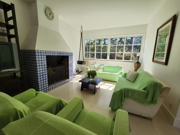 Imagem Casa para Venda em Teresópolis / RJ no bairro Granja Mafra