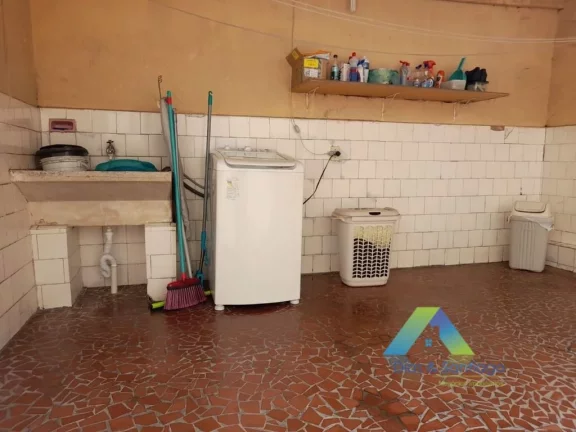 Imagem Sobrado com 2 Quartos e 1 banheiro à Venda, 120 m²