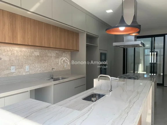 Imagem Casa térrea nova à venda com 3 quartos sendo 3 suítes, todas com armários planejados, ar condici...