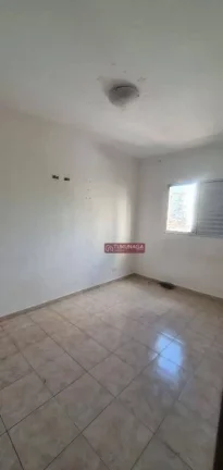 Imagem Apartamento com 2 dormitórios à venda, 65 m² por R$ 337.000 - Picanço - Guarulhos/SP