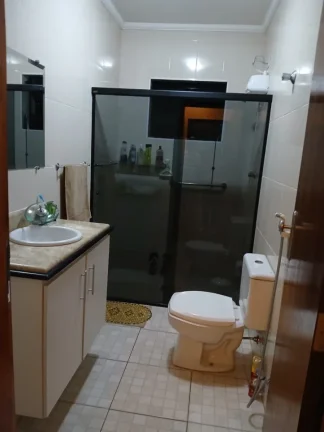 Imagem Sobrado para Venda com 164m², 3 dormitórios, 1 sala e 2 vagas!!!