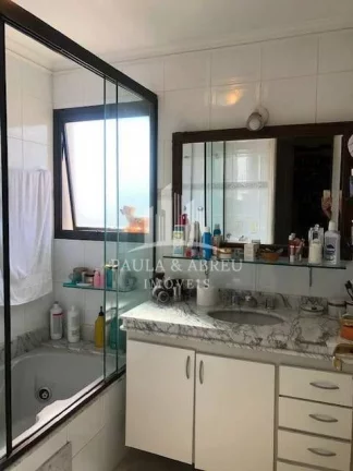 Imagem Apartamento de Alto Padrão, 4 Dormitórios, 1 Suíte, 1 Lavabo, 2 Vagas, 115 m² no Centro de São Bernardo do Campo-SP