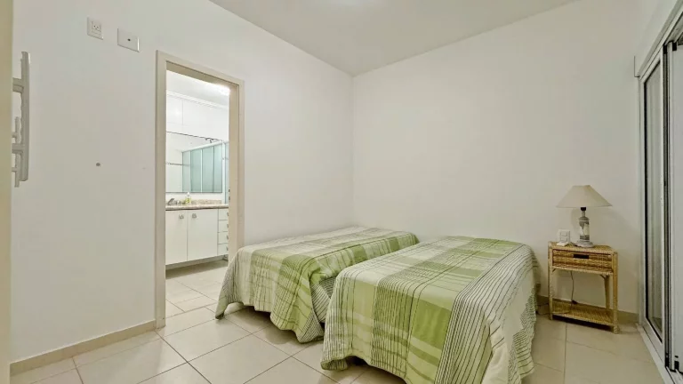 Imagem Apartamento com 3 dormitórios à venda, 145 m por R$ 5.300.000,00