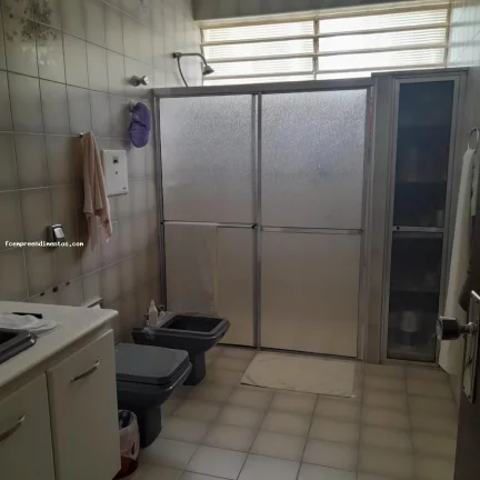 Imagem Casa para Venda em Iracemápolis, Centro, 3 dormitórios, 2 banheiros, 3 vagas
