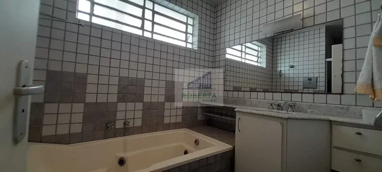 Imagem CASA À VENDA COM 3 DORMITÓRIOS EM INDIANÓPOLIS